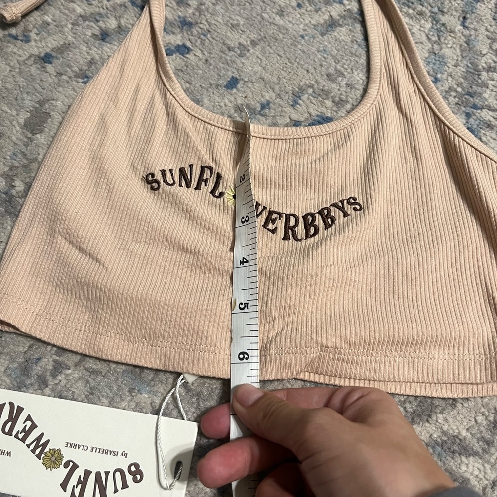 NWT Isabelle Clarke x White Fox  Aries Ribbed Halter Crop in Sand small - Picture 3 of 6